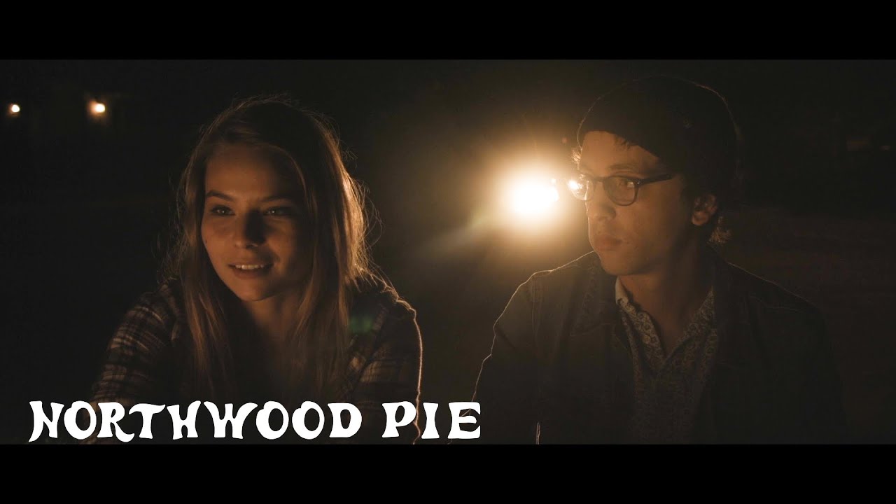 Miniature de la vidéo Northwood Pie - Crispin and Sierra's 2nd date "Life is just about sitting" (Movie Clip/Scene) du film Northwood Pie