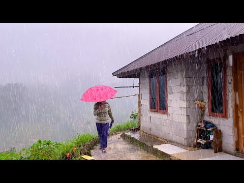 HEAVY RAIN IN BEAUTIFUL HILLY VILLAGE | HEAVY RAIN AND STRONG THUNDER SOUNDS