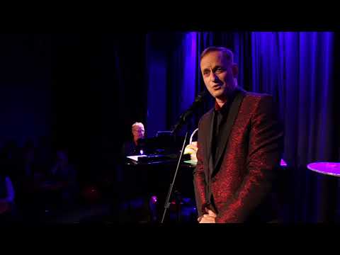 Jo van Nelsen singt DIE BRILLE (aus dem Programm "Ich bin so wild nach deinem Erdbeermund", 2019)