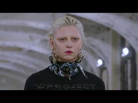 Y/project autumn winter 2023-24 fashion show