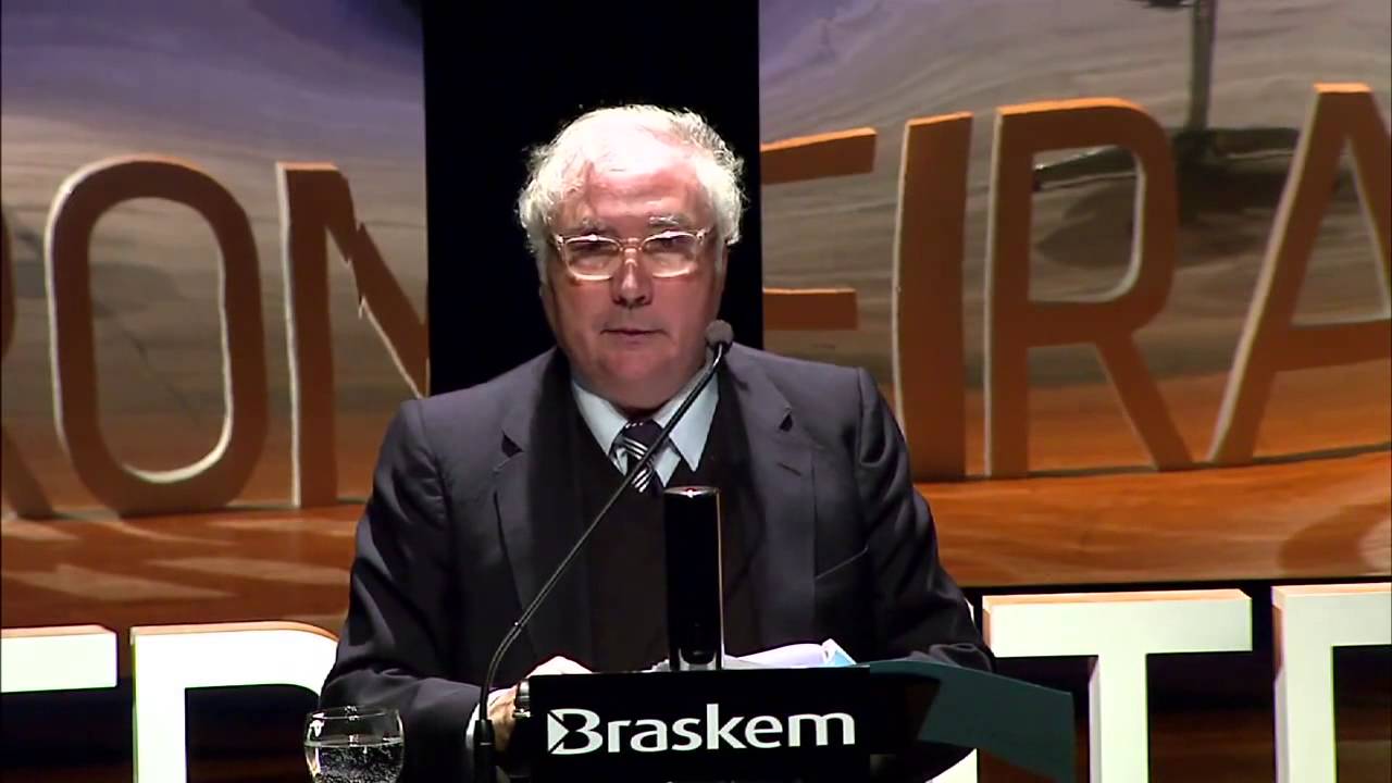 Redes de Indignação e Esperança - Manuel Castells