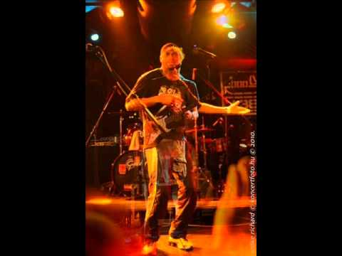 Mystic MC backed by Budapest Riddim Band - Punnany LIVE @ A38 2010.05.14