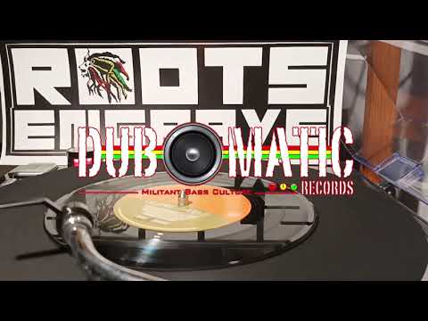 Michael Exodus meets Shanti Lion – Jah Glory / Version – Side A & B