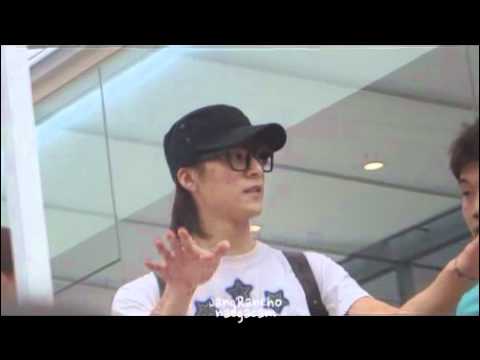 [FANCAM] 120606 Dongwoon @ CUBE Cafe #1