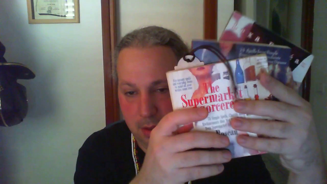 Witchy Book Review: The Supermarket Sorceress by Lexa Rosean