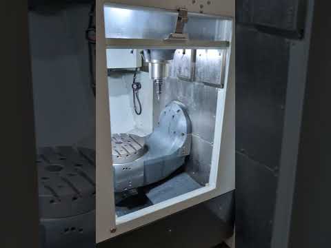 2022 HAAS UMC-500 Universal Machining Centers | Midstate Machinery (2)