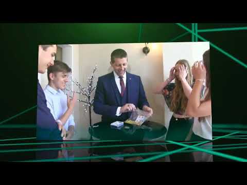 InEGGsplicable 2 0 Brown by Mark Traversoni