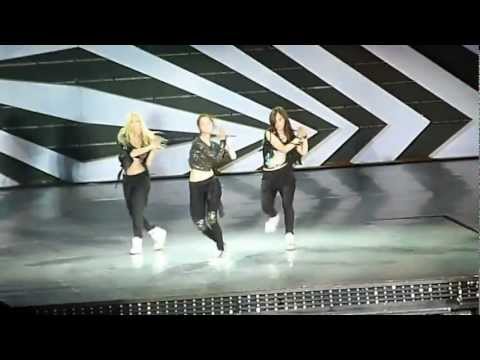 [FANCAM] 121123 Dance Battle - SMTOWN ARTISTES SMTOWN SG