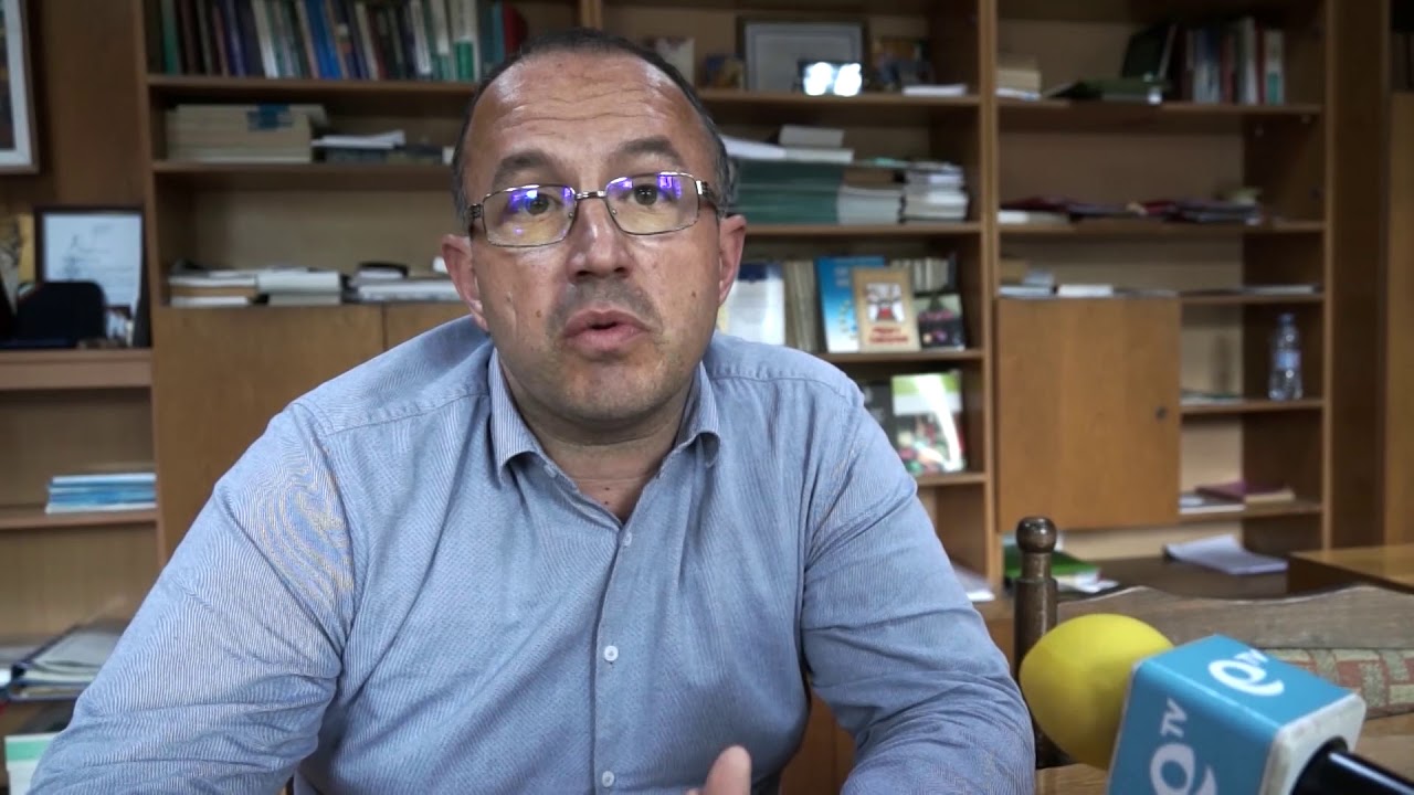 15 дни арест за баща и син, били и обиждали две жени на публично място