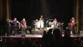 Hard Swing Travelin Man - Club des Belugas Orchestra - Live at the Rex Theatre 2010