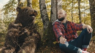 Musik-Video-Miniaturansicht zu V lese Songtext von Pokáč