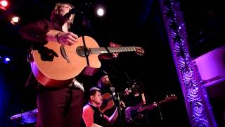 'Forget About Joni'  : Eric Hutchinson live