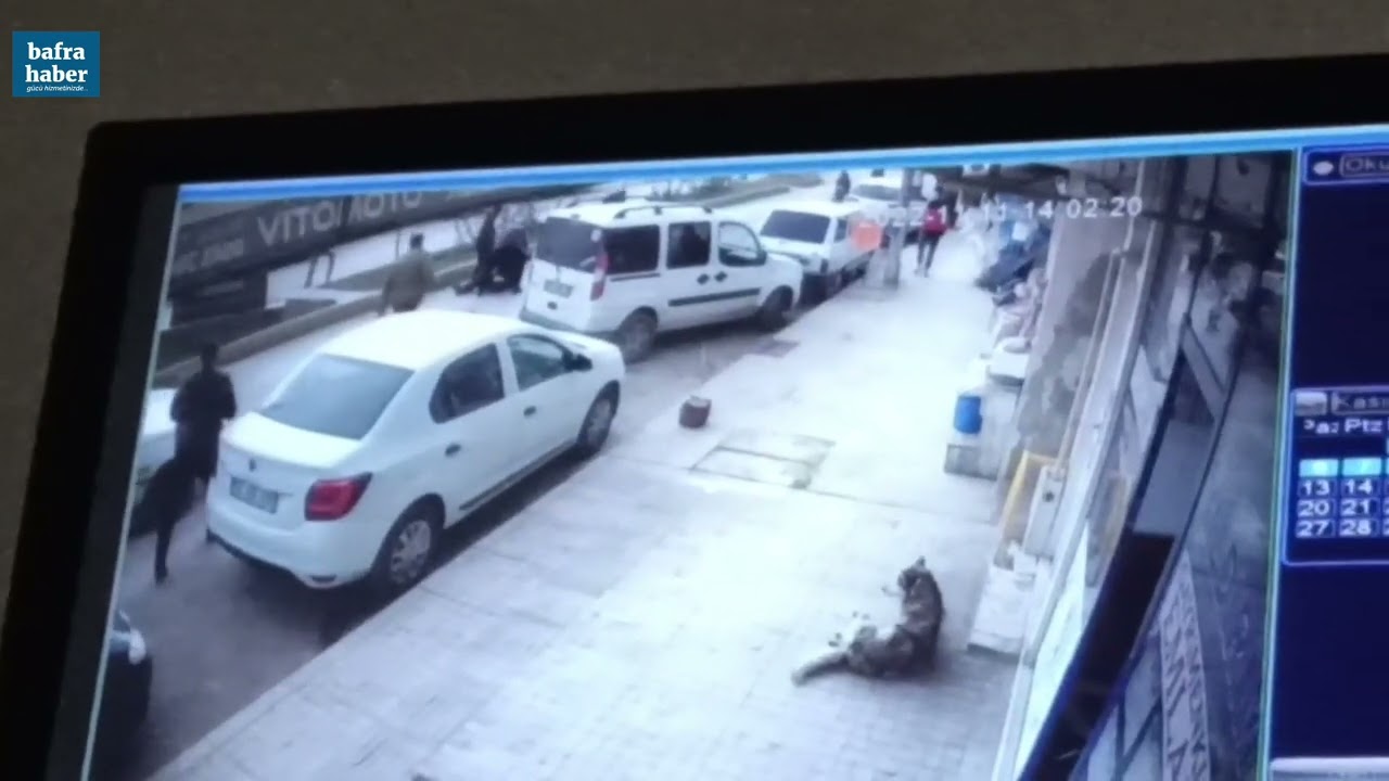 Karşıdan Karşıya Geçen Yaşlı Adama Motosiklet Çarptı