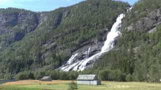 preview picture of video 'Waterfalls near Odda, Hordaland, Norway'