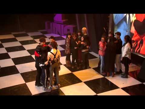 141125 《Beijing Fanmeet - Hug Game Segment》