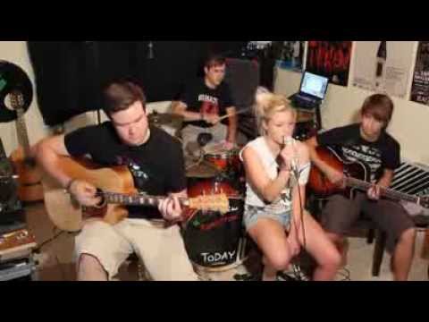 Eminem feat. Rihanna- Love The Way You Lie (Trudy van Fredward  Acoustic Cover/Studio)