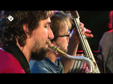 VIRUS 1 november 2012: Elephant Songs - "Muggosphere"