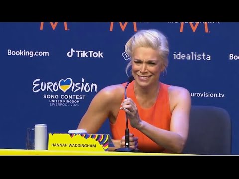 Eurovision 2023 - Hannah Waddingham Reacts to Fan Calling Her Mother