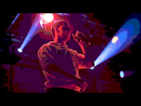 Ασταθες - Περιεργες και αλλοκοτες