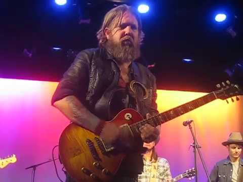 Devon Allman (w/Duane Betts) - Band Intros/One Way Out - 4/17/18