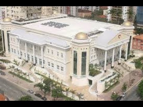 Bispo Edir Macedo inaugura Templo Maior em Curitiba