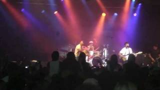 Hedley-Hands Up (Live)