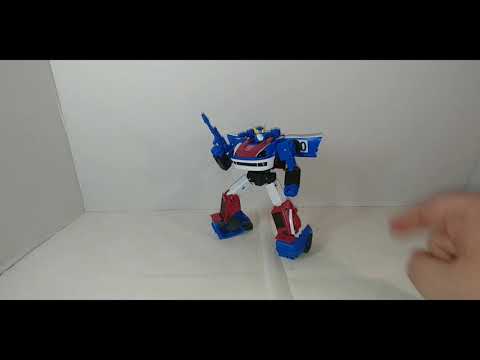 Chuck's Reviews Transformers Earthrise Smokescreen