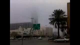 preview picture of video 'Kingdom Tower - Mamlika , under dark clouds, Oruba Street, Riyadh - Saudi Arabia -26'
