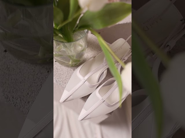 Чоботи жіночі шкіряні байка хутро 592641 Чорний Туфлі-босоніжки жіночі 594406 Білі