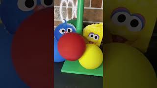 DIY DOLLAR TREE SESAME STREET CENTERPIECE 💚 #dollartreediy #diycrafts #sesamestreet #elmo #birthday