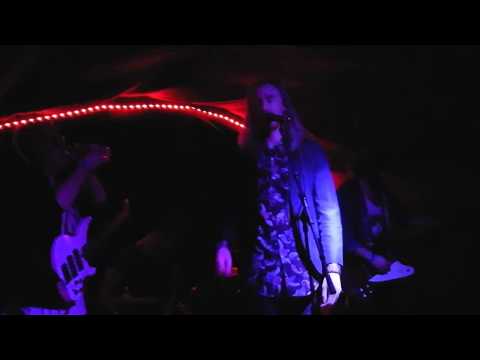 Velvet Insane in Budapest - Youth on Fire