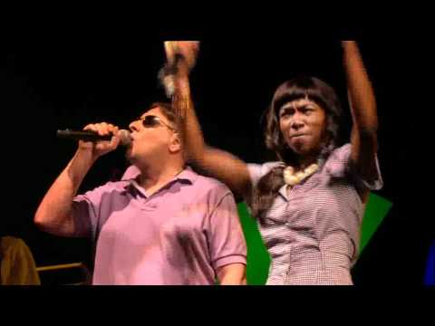 Gorillaz - Dare (Live @ Glastonbury 2010)