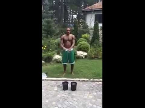 Alhaji Mohammed (Asesoft) accept the Ice Bucket Challenge!