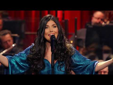 LA UMBRA CRUCII TALE - Paula Seling (Concert de Paști alături de Orchestra Operei din Iași)