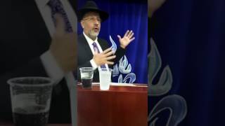 POUR QUI TU TE PRENDS !