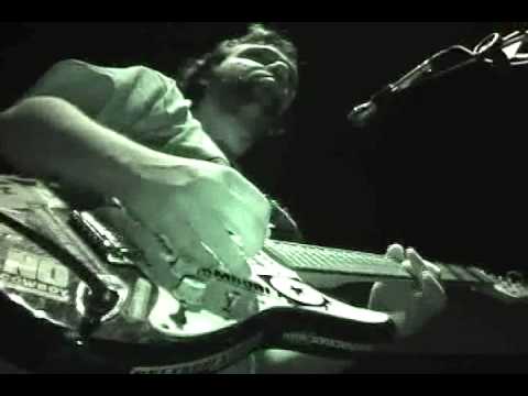 Pelebroi Não Sei - Onomatopéia ou Neologismo