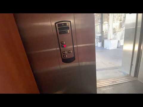 HORRIBLE Schindler 321A Hydraulic Elevator