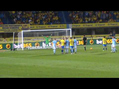 PENALTI Y GOL DE VIERA-------LAS PALMAS-3, CELTA-3
