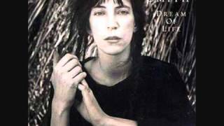Patti Smith - As the night goes by