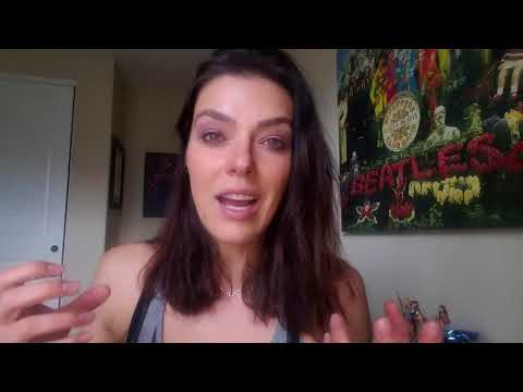 download lagu mp3 mp4 Adrianne Curry, download lagu Adrianne Curry gratis, unduh video klip Adrianne Curry