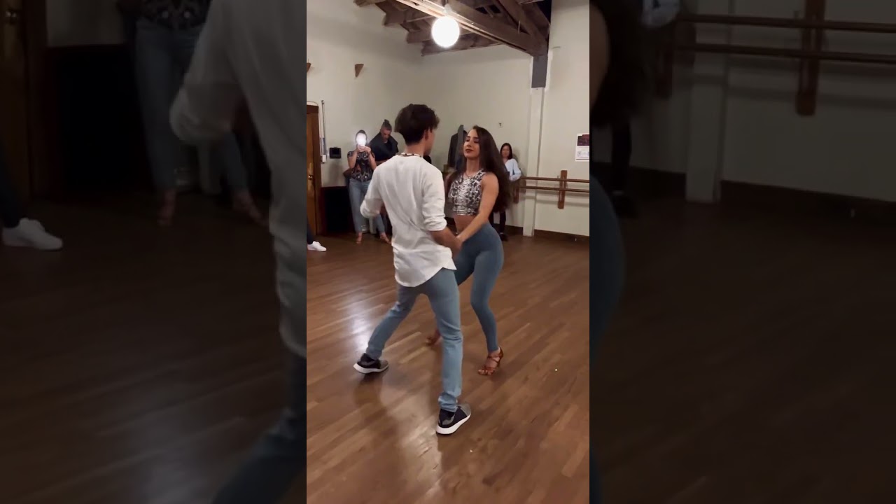 Bachata class Ashkenaz