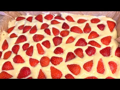 The most popular dessert of summer. The fluffiest Strawberry Cake 🍓