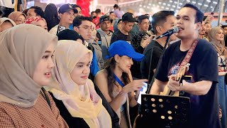 Download lagu Bob Jemput Zian dari Indonesia menyanyi | Penonton ramai sambut malam krismas Sambil layan busking' mp3