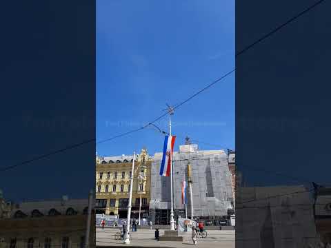 Pogledaj ovo! 🚨 Policijski helikopter nadlijeće Trg bana Jelačića! 🚁