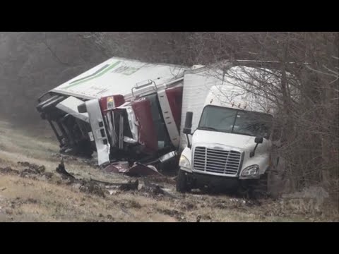 02-11-2021 Turrell, AR - Semi Rolled off I-55 - Drone of Traffic Backup - Ice Covered Roadways