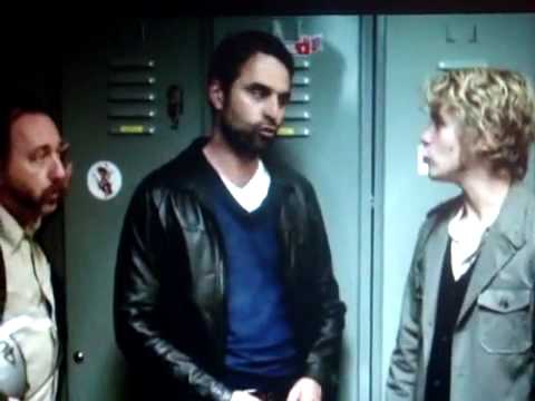 Code 37 -  Amaai mijn kloten  (met tekst)