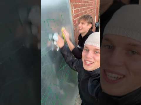 so und nicht anders benutzt man Graffitireiniger #aggu2025