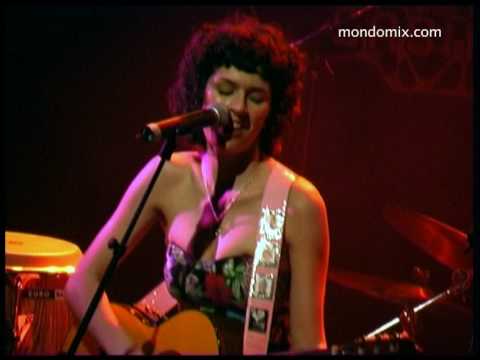 Mondomix présente : Cibelle