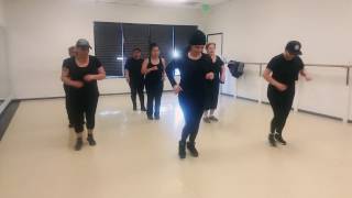 Elvis Crespo- Escápate ft Grupo Mania