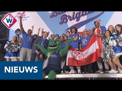 Heldenonthaal voor bekerwinnaar ZZ Leiden in thuishaven - OMROEP WEST SPORT